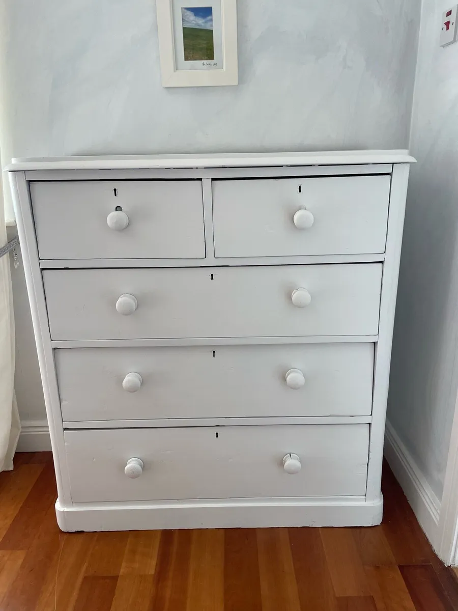 Antique Solid pine chest of drawers - Image 1
