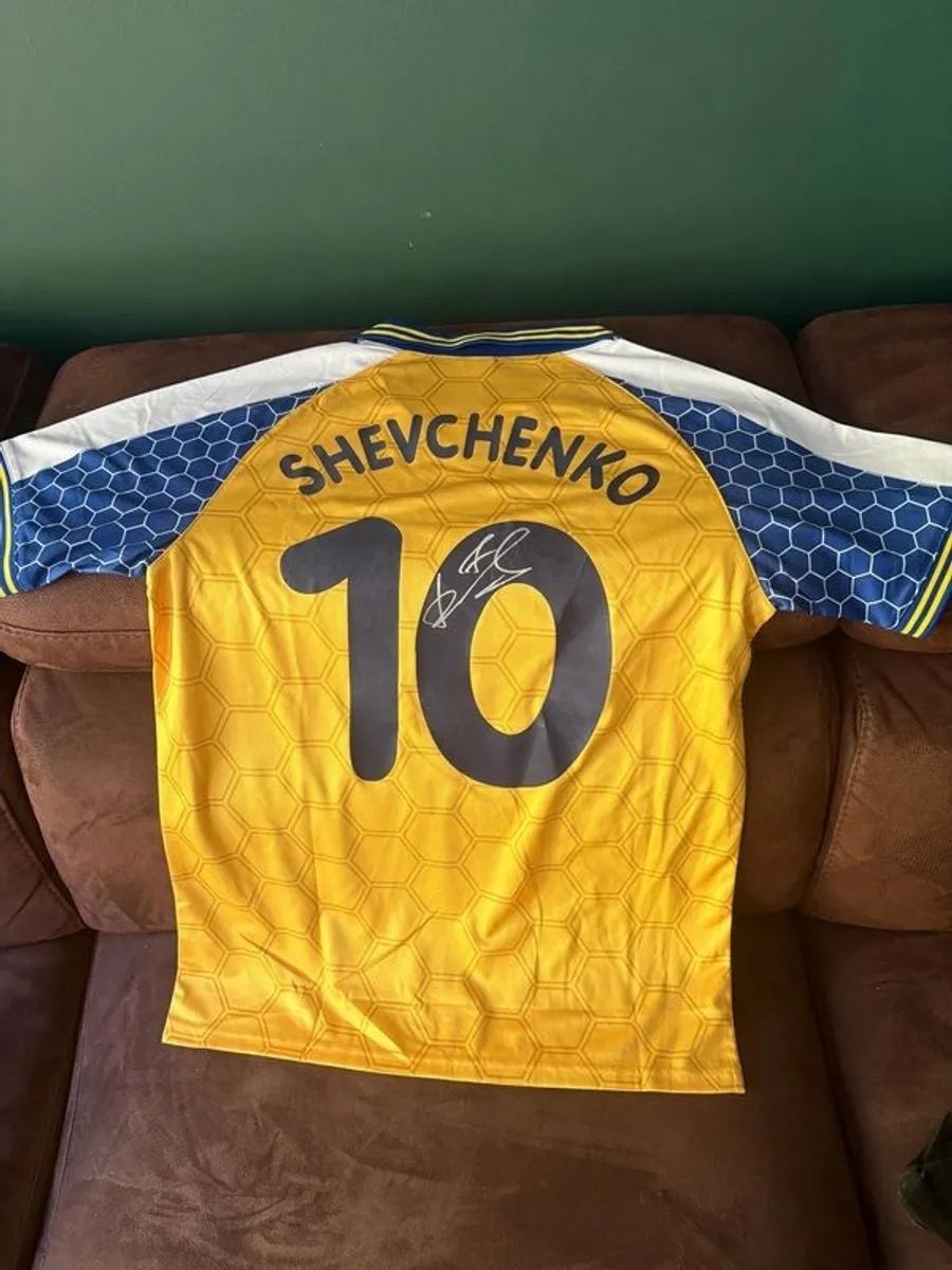 Shevchenko signed Ukraine shirt - Image 1