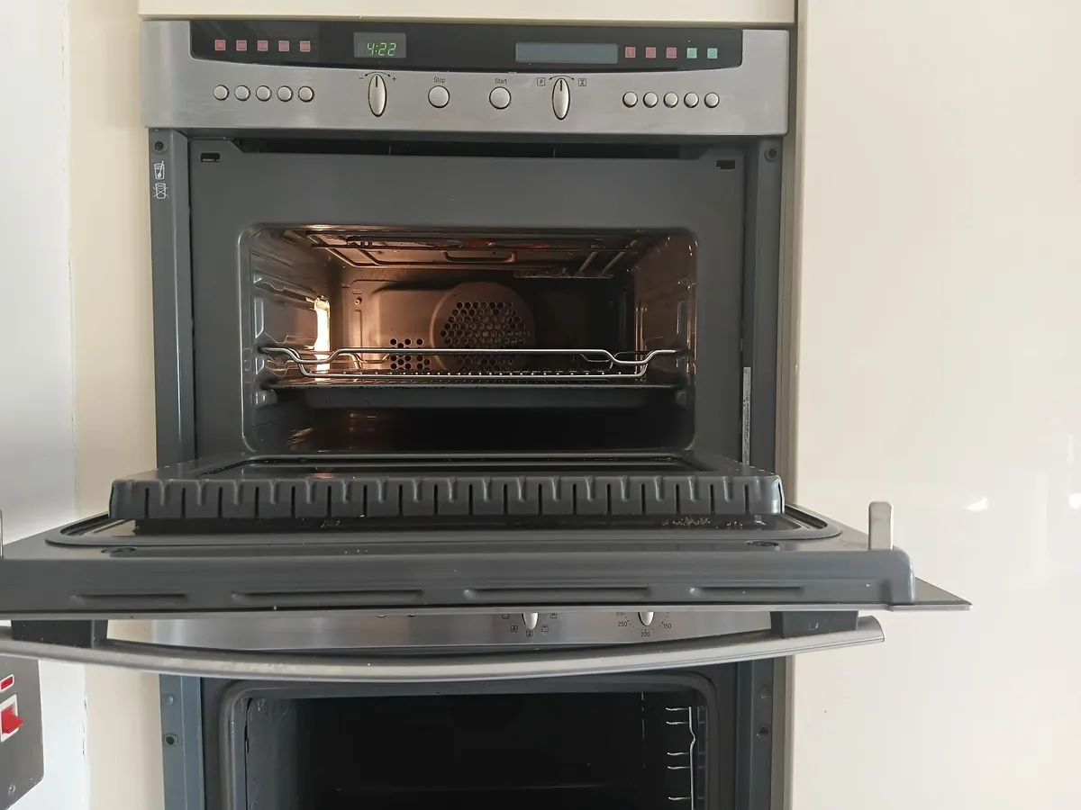 Neff Oven/microwave - Image 3