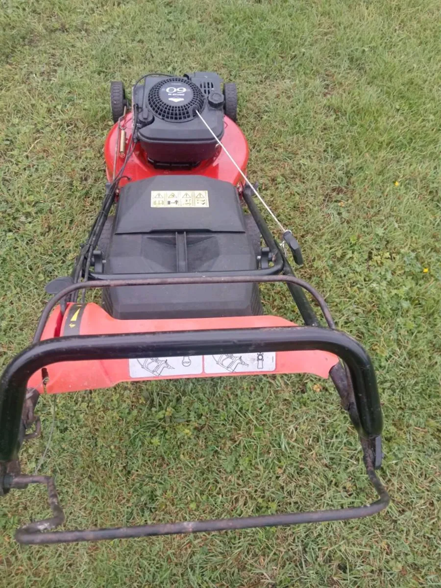 Lawnmowers - Image 3
