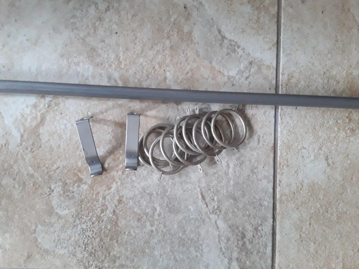 Lightweight curtain pole 6 ft