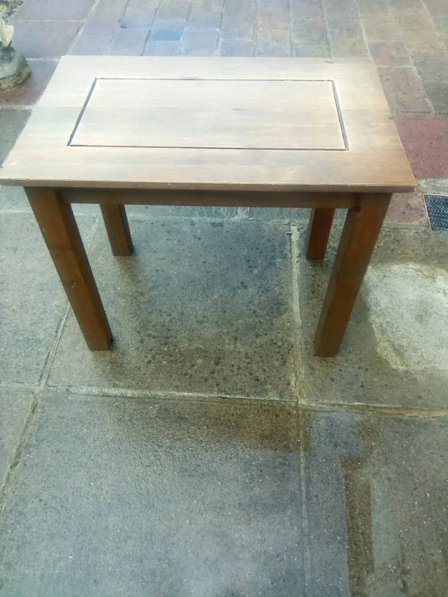 TIMBER.  SIDE.  TABLE - Image 1
