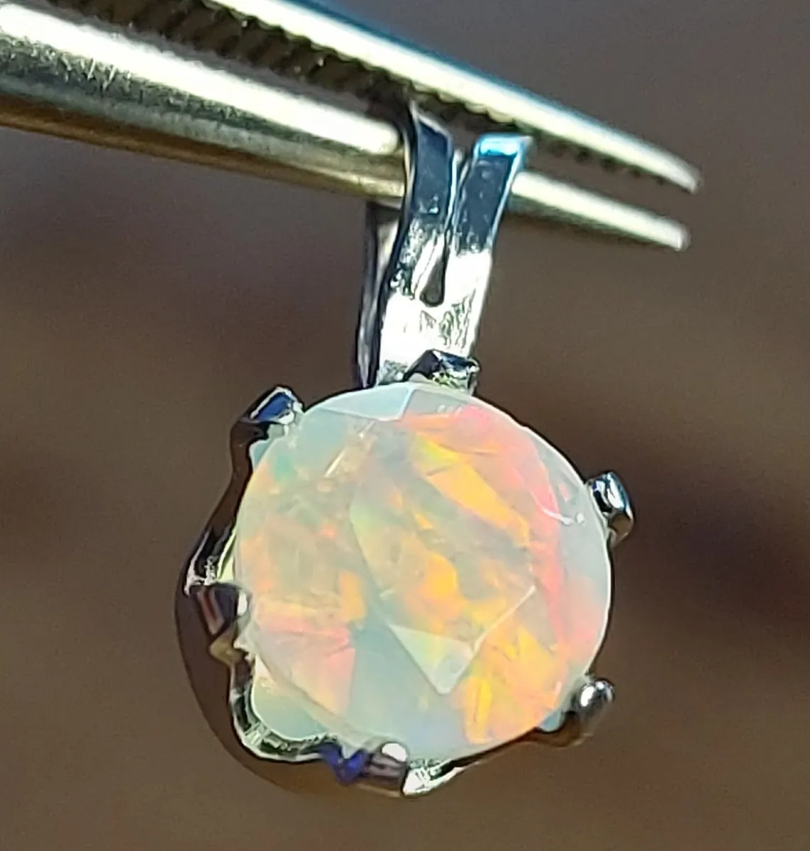 Opal 0.57ct S925 Rhodium-plated Pendant - Image 1