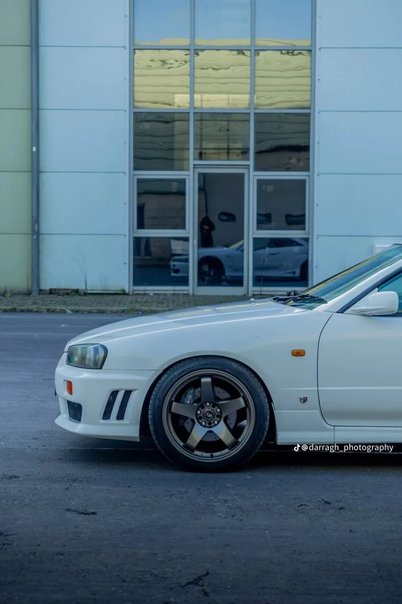 Nissan r34 gtt skyline - Image 3