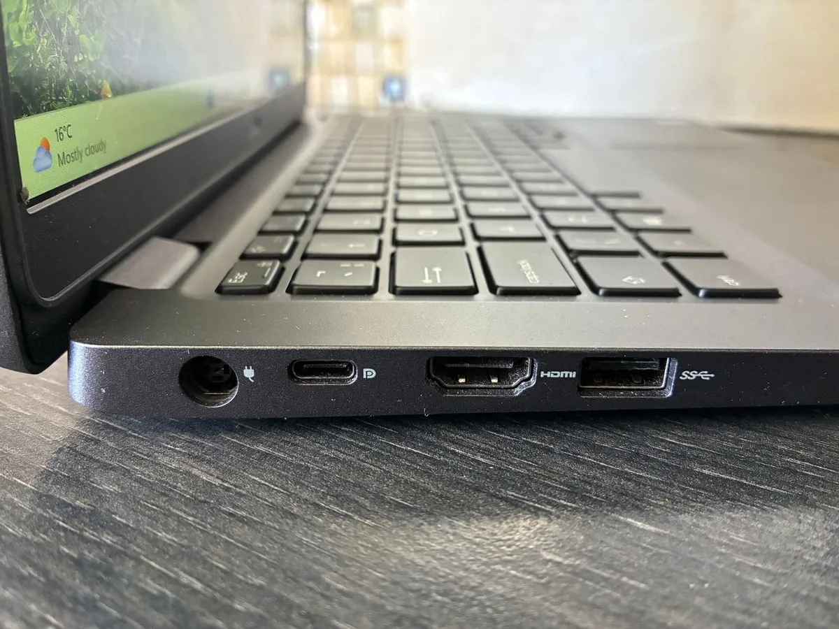 Dell Latitude 5300 – i5 / 16GB RAM / 256GB SSD - Image 4