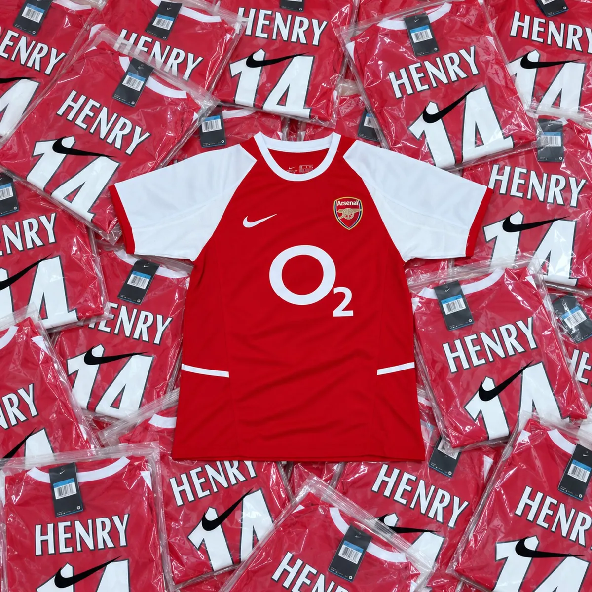Arsenal retro football jersey - Image 2