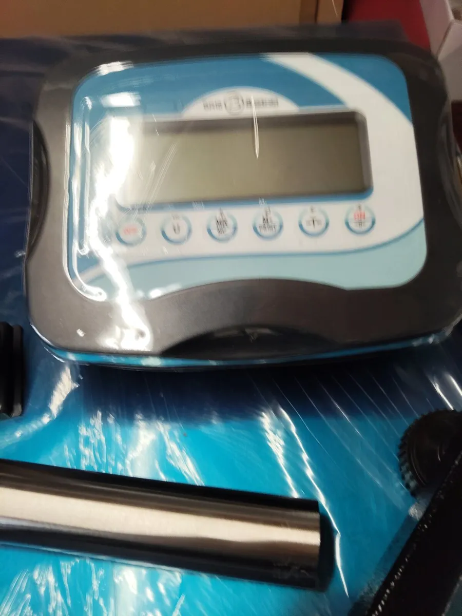 Large 300 Kgs platform weighing scales - Image 2