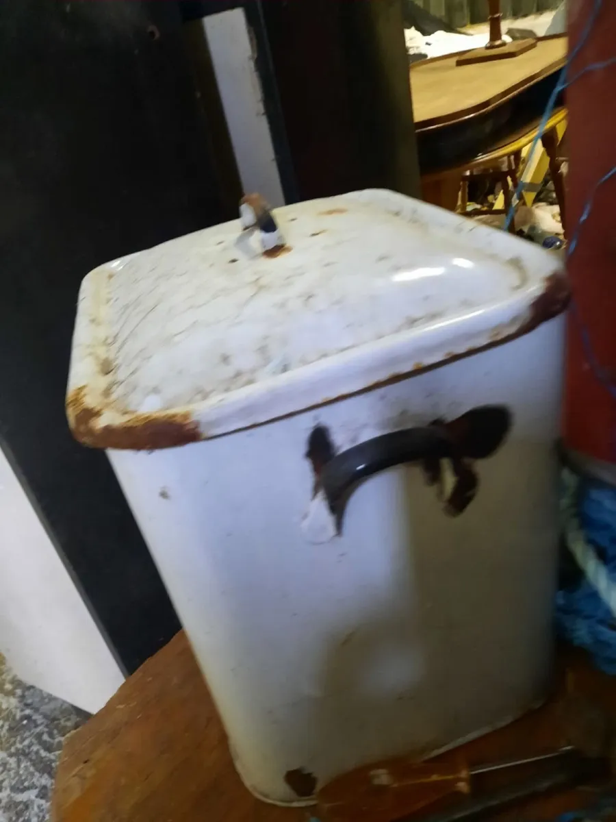 Vintage bread bin - Image 4
