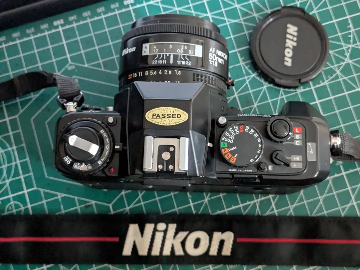 🎞️ Nikon F501 Autofocus film SLR camera + 50/1.8 - Image 2