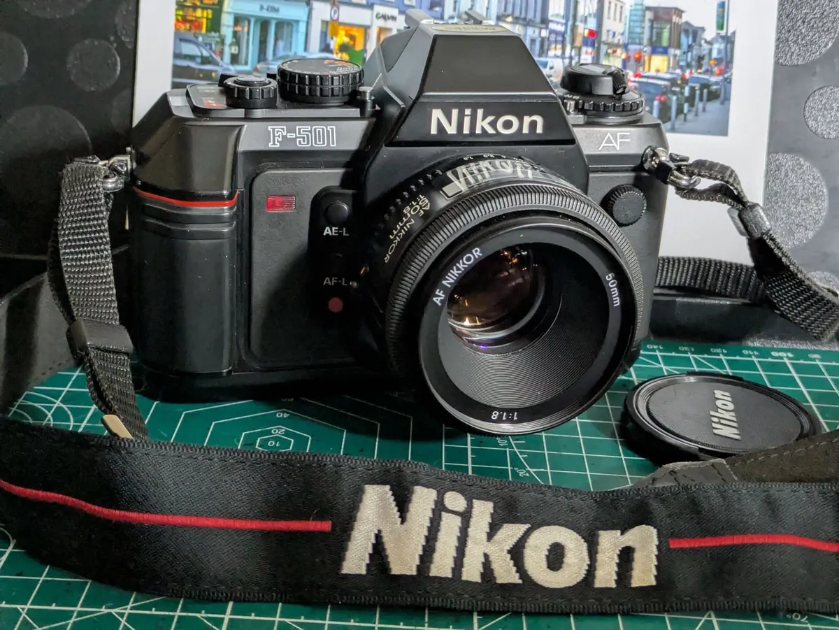 🎞️ Nikon F501 Autofocus film SLR camera + 50/1.8 - Image 3