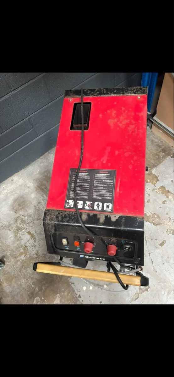 Power washer Hot /Cold - Image 2