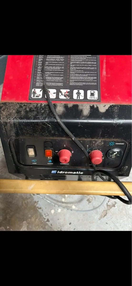 Power washer Hot /Cold - Image 3
