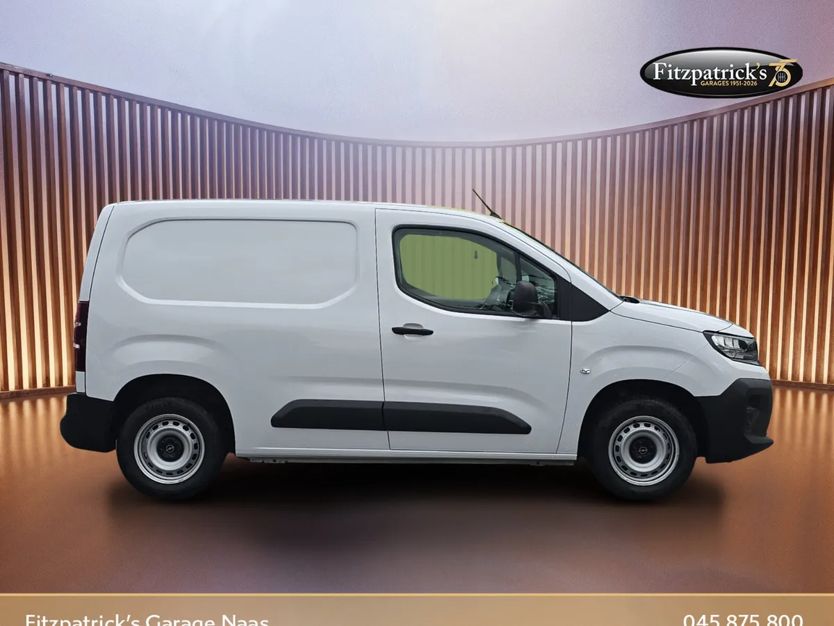 Opel Combo Komfort L1H1 1.5d Demo with 3.9% Financ - Image 2