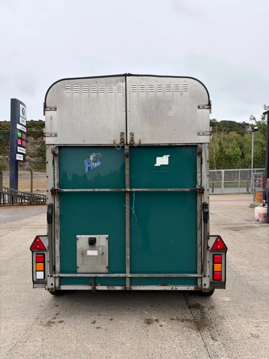 Horse box for sale - Image 2