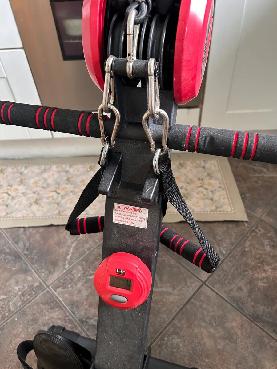 Rower r3010  - rowing machine - Image 1