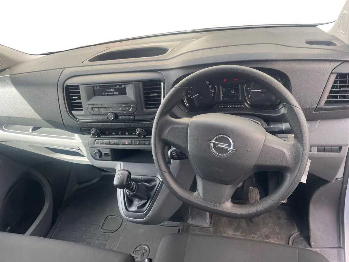 Opel Vivaro VIVARO L2H1-1.5 100BHP -DIE-6SP - Image 2