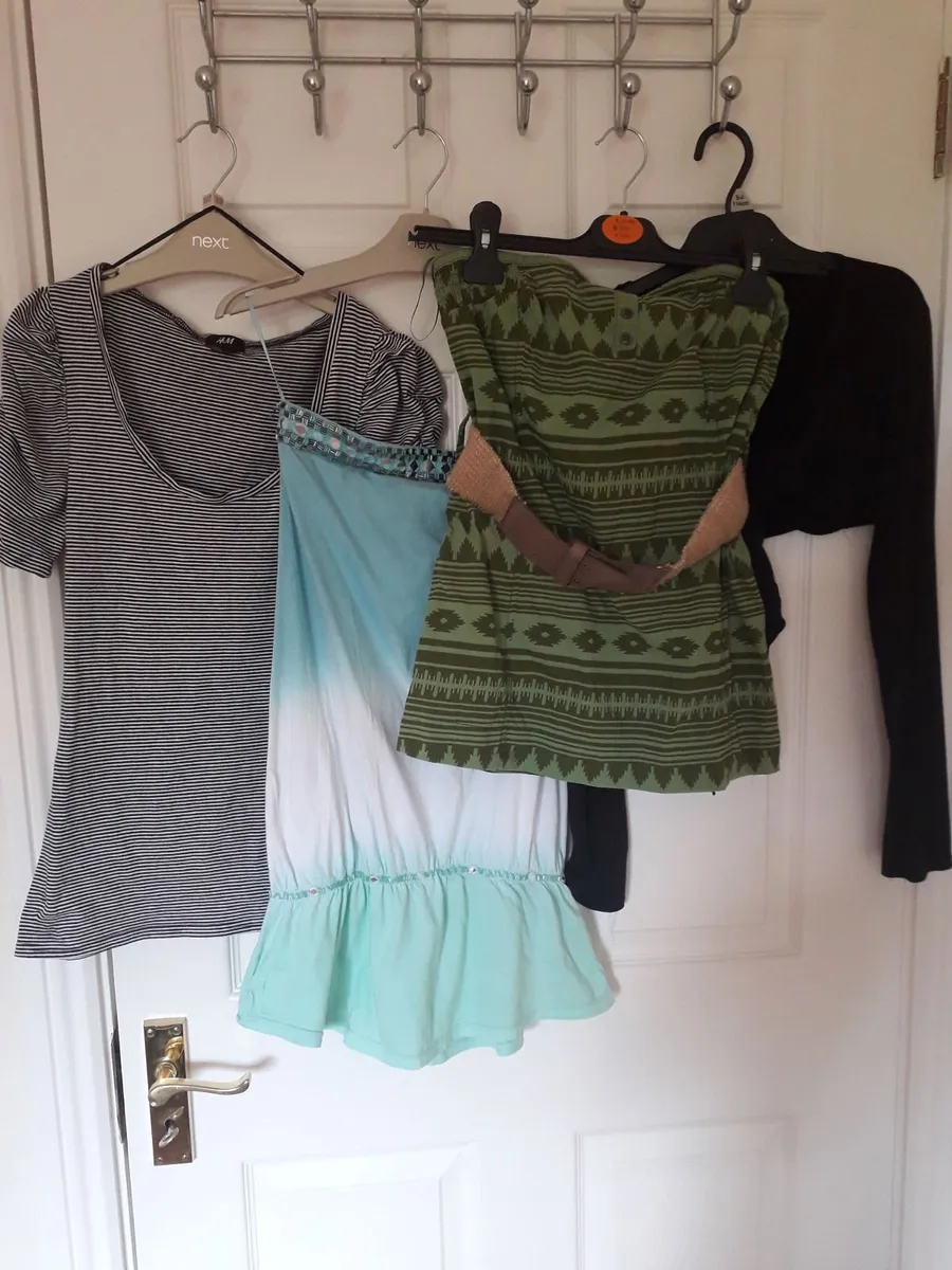 Mixed clothes - Image 1