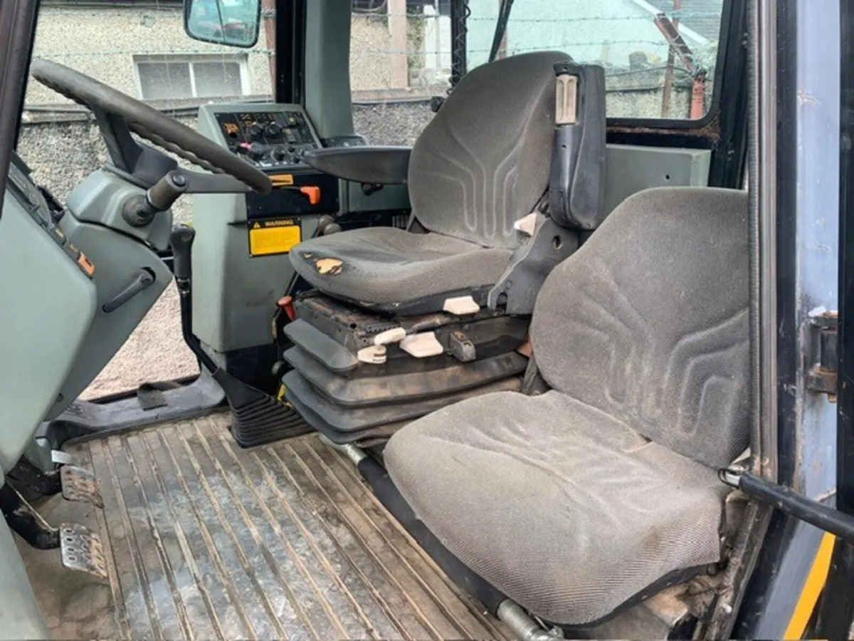 JCB 2135 FASTRAC, 2002,50K - Image 2