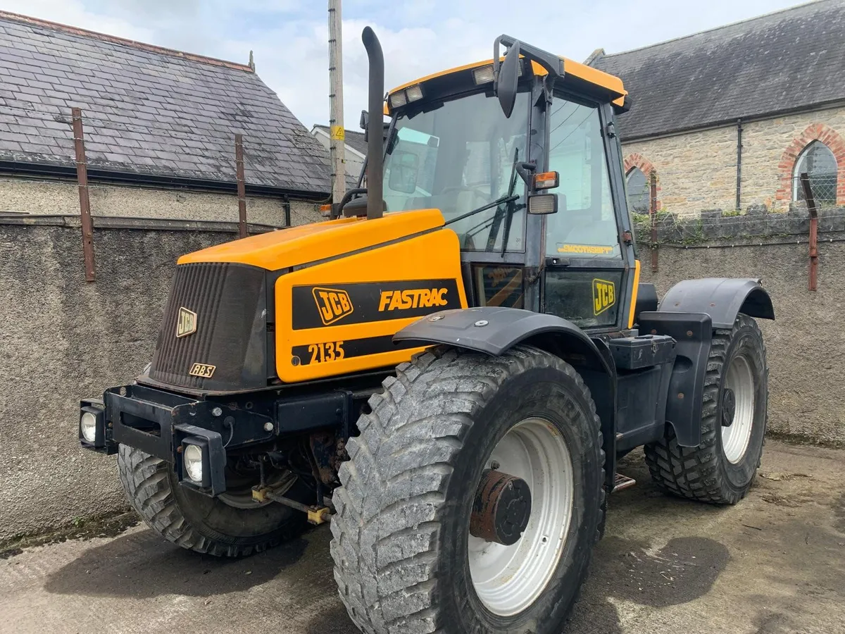 JCB 2135 FASTRAC, 2002,50K - Image 1