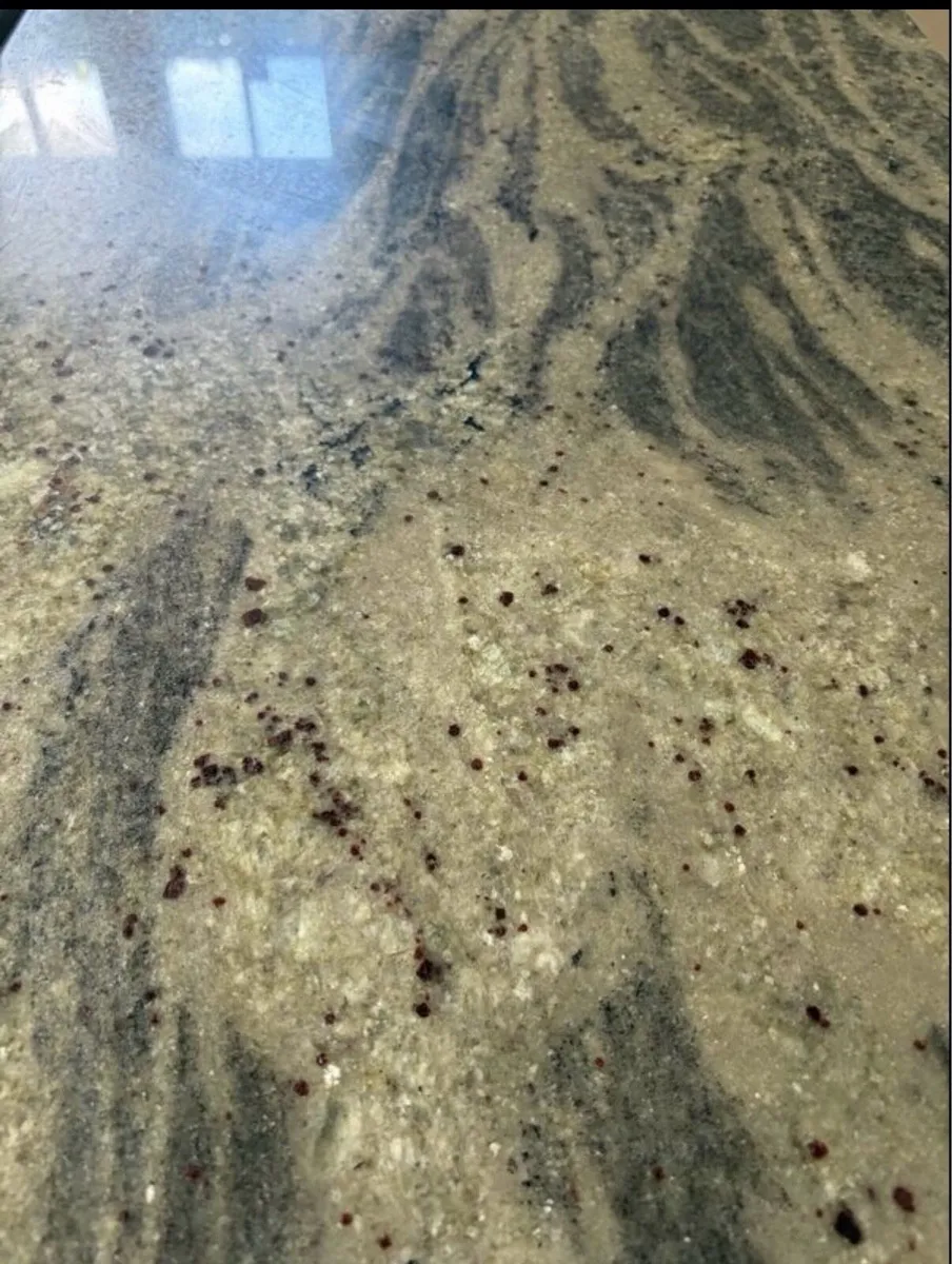 Granite/ quartz worktop - Image 1