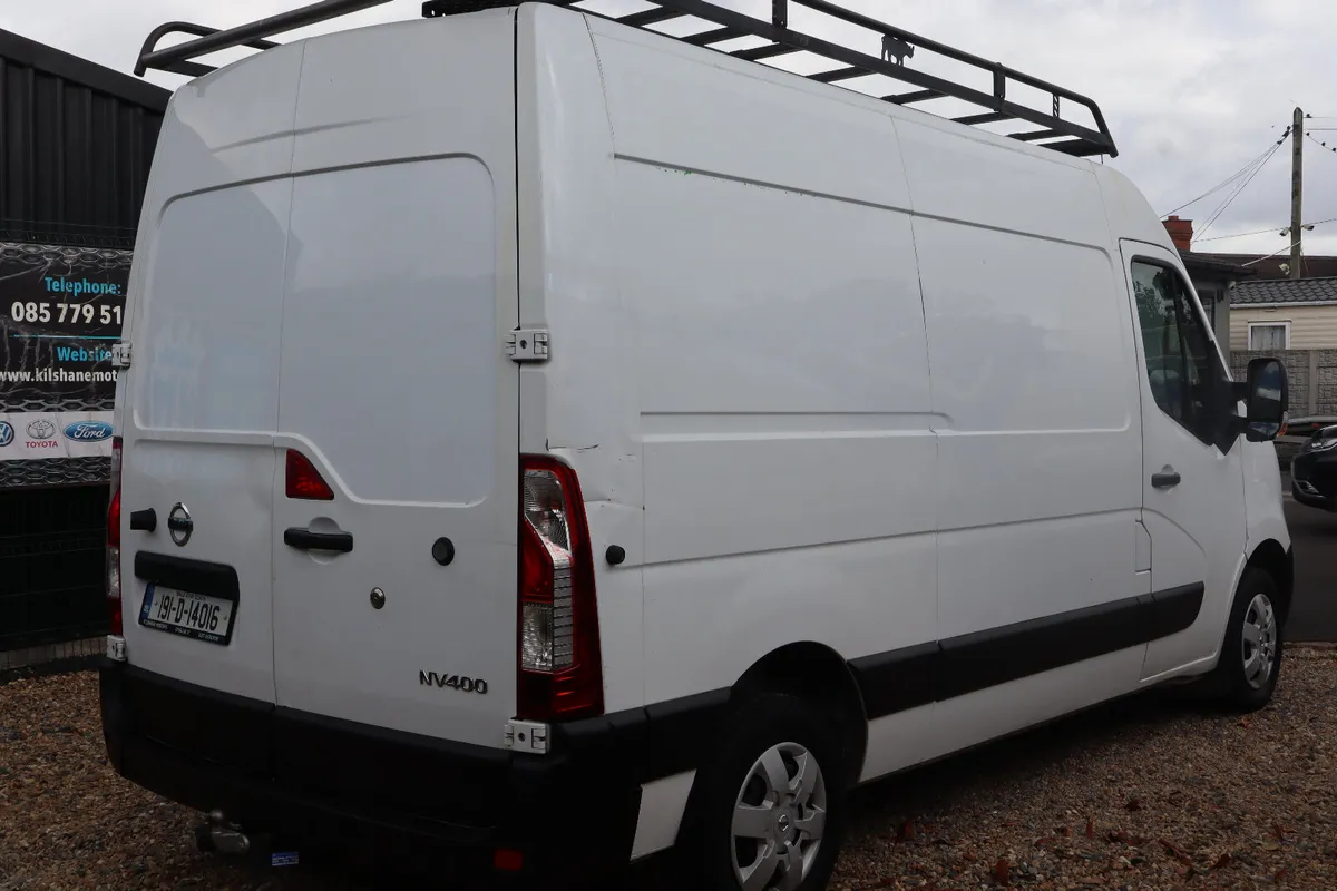 Nissan NV400 2019 MWB NO VAT - Image 4