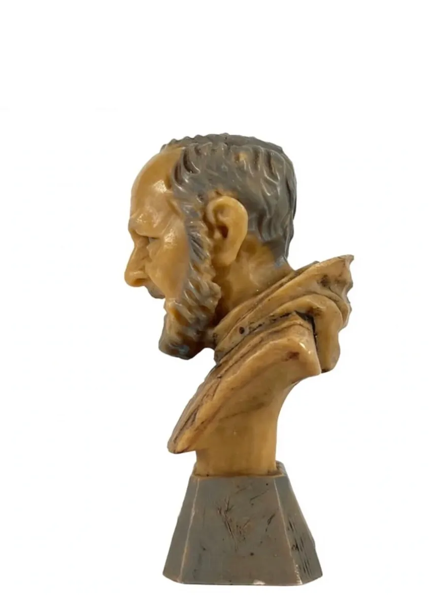 1970s Saint Padre Pio Bust made in Italy - Image 2