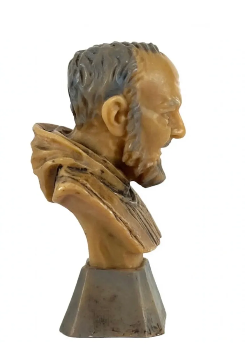 1970s Saint Padre Pio Bust made in Italy - Image 4