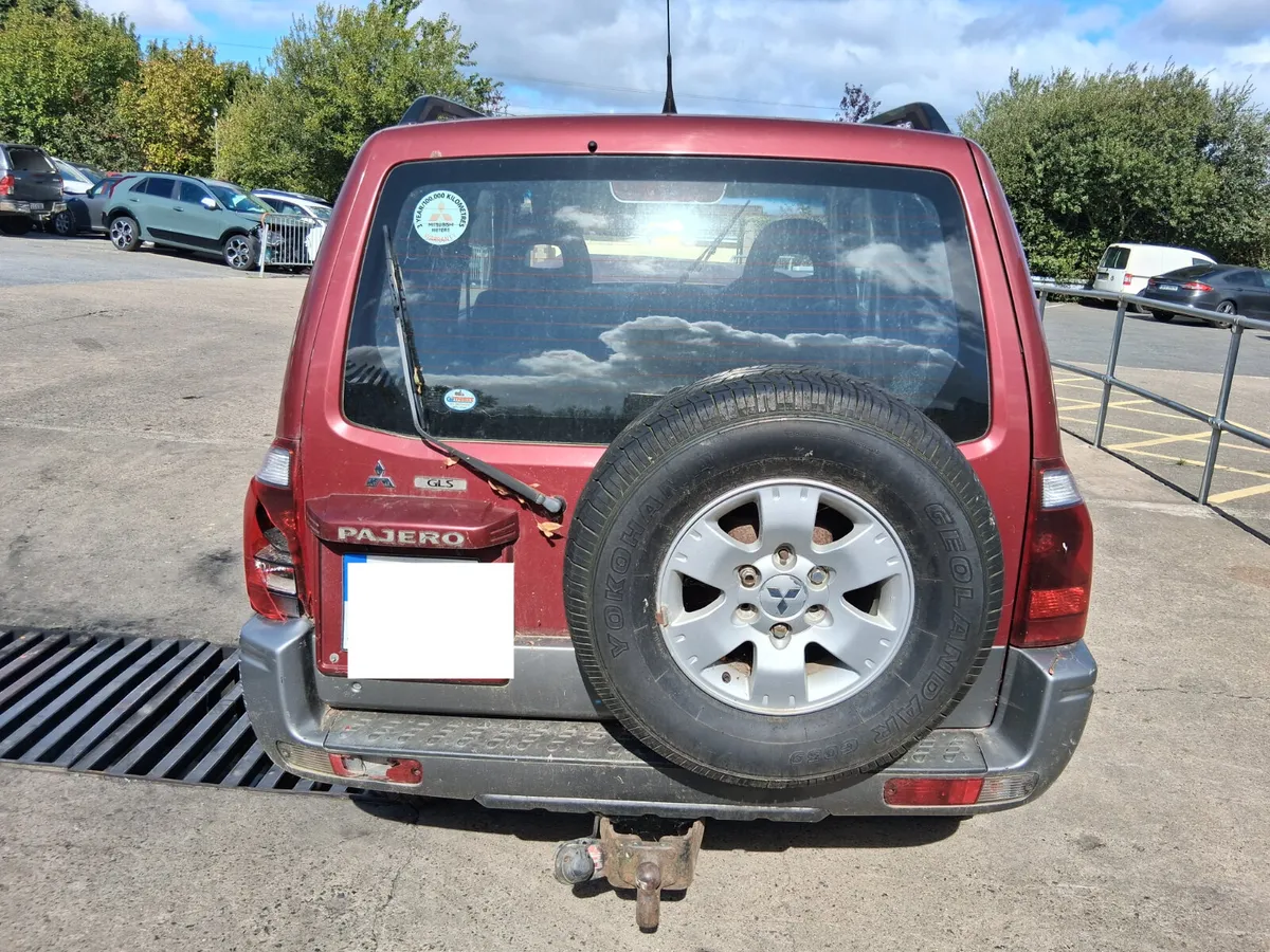 2004 MITSUBISHI PAJERO 2.5L Dsl (for parts only) - Image 4