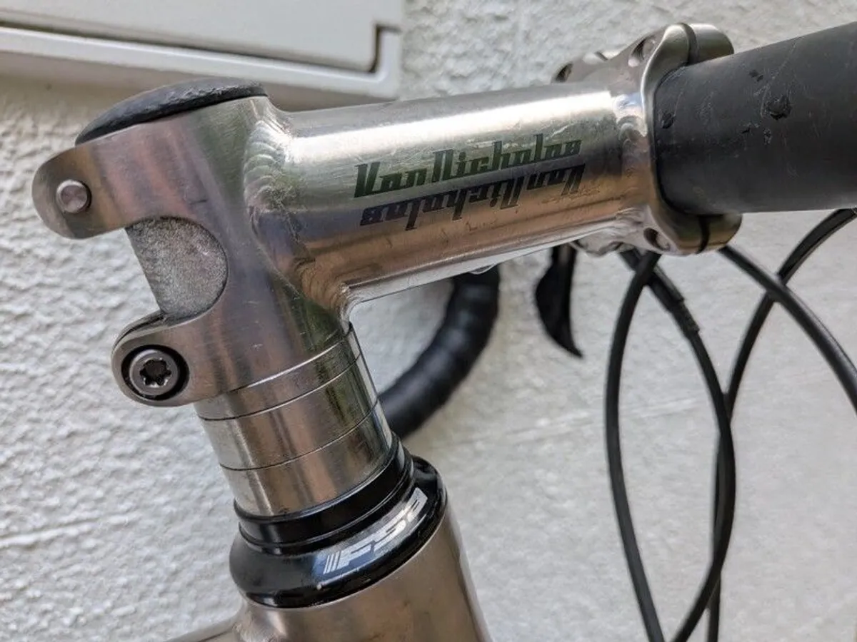Van Nicholas Yukon Titanium road bike - Image 3