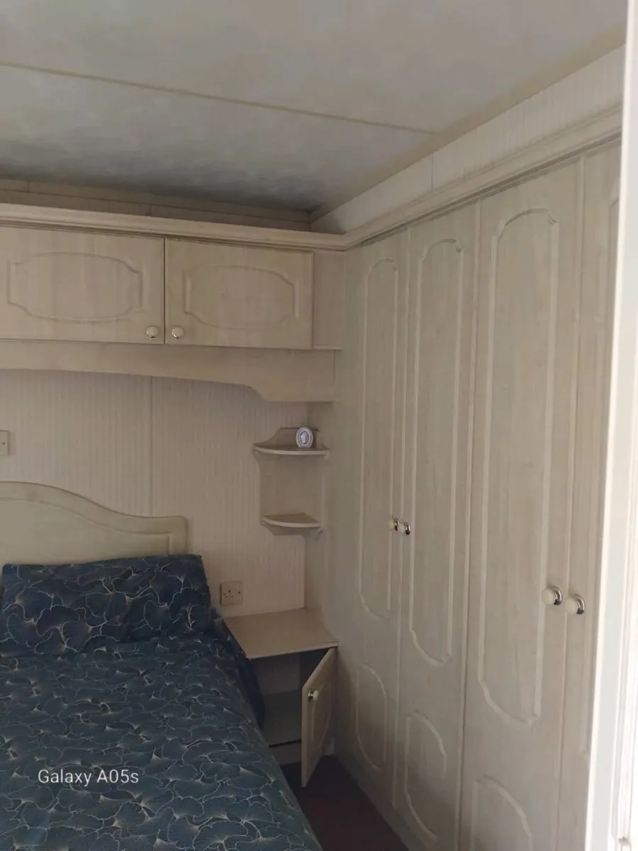 Mobile Home - Image 4
