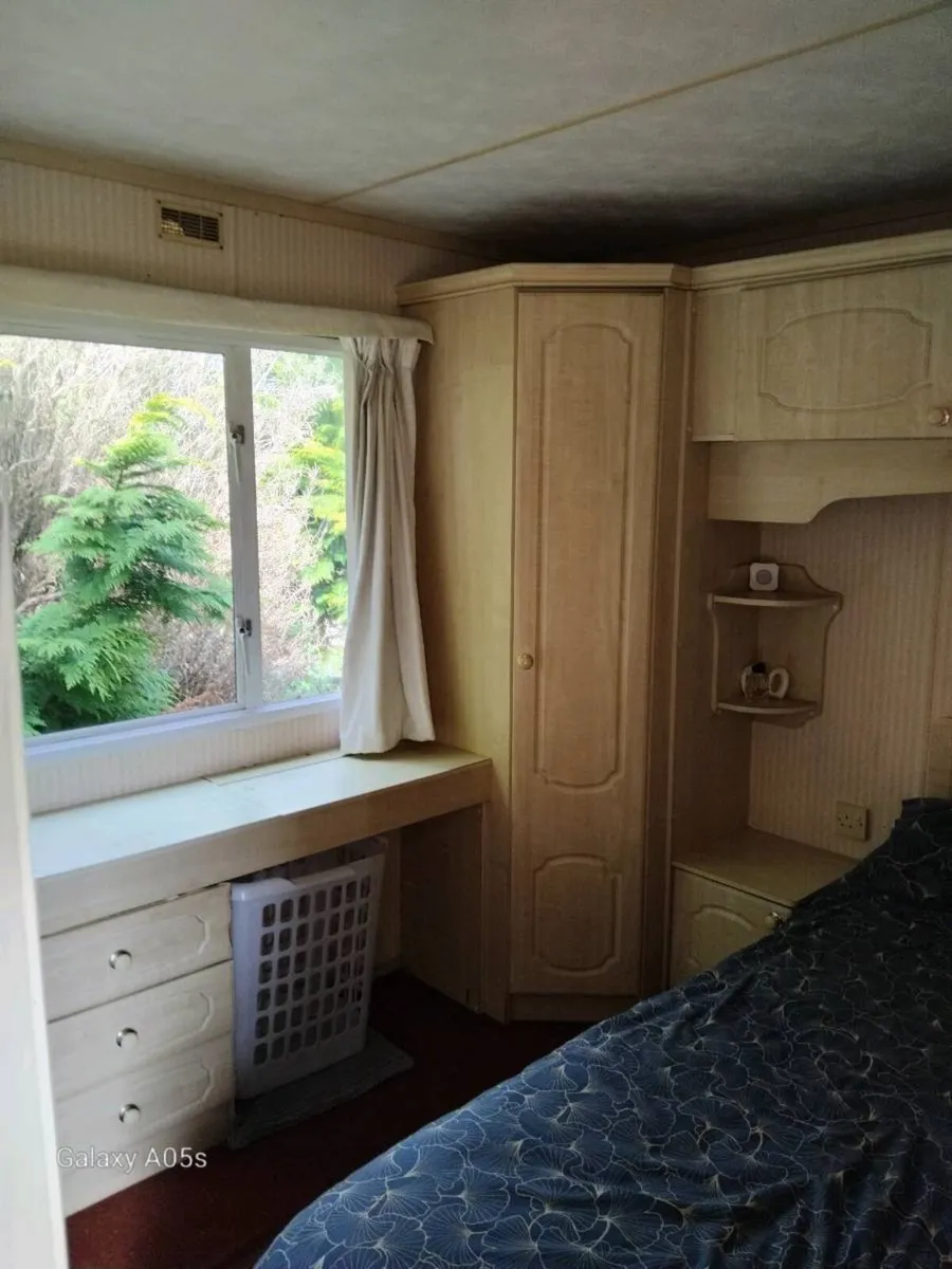 Mobile Home - Image 3
