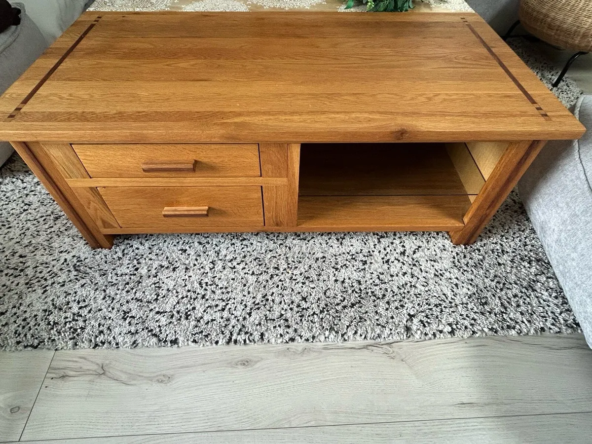 Oak-Finish TV Unit - Image 1