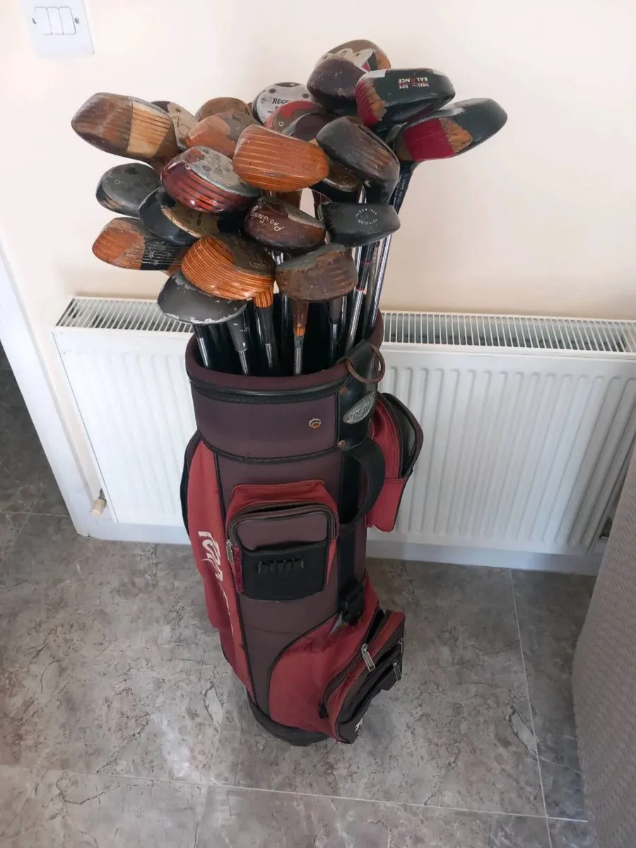 Vintage golf clubs. - Image 1