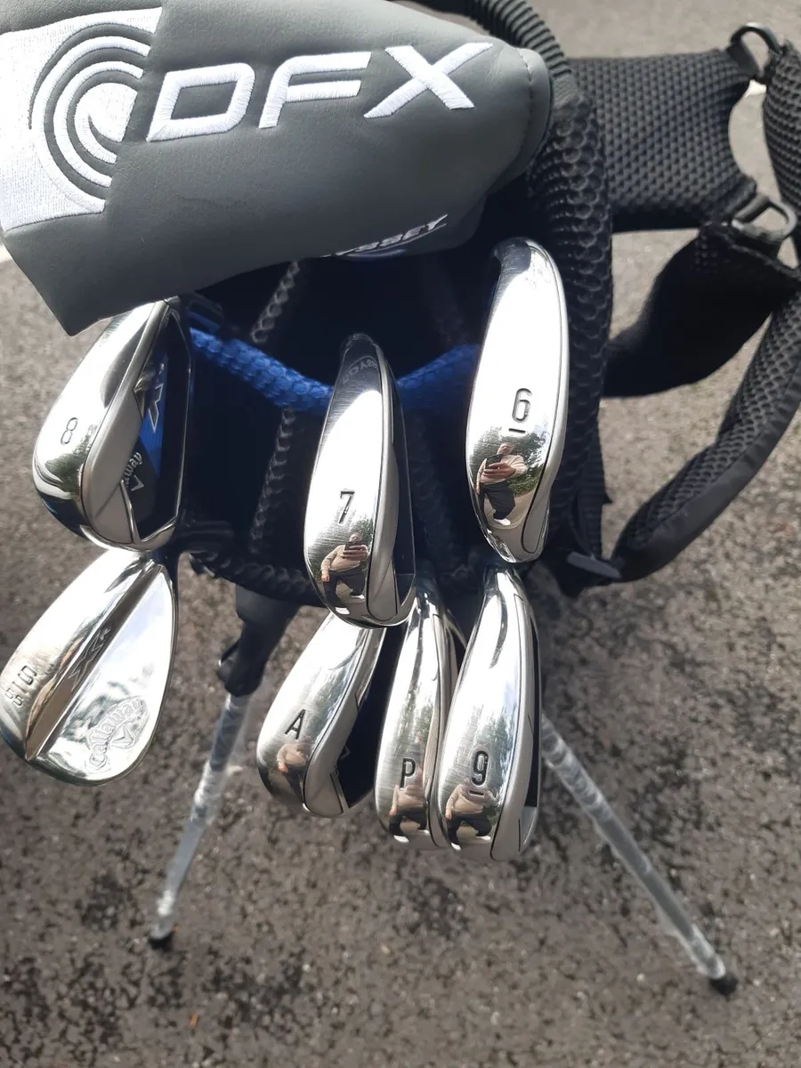 Callaway XR Golf Clubs and stand bag - Image 2