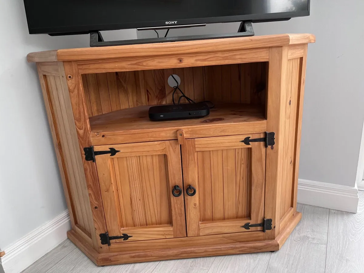 TV corner unit - Image 1