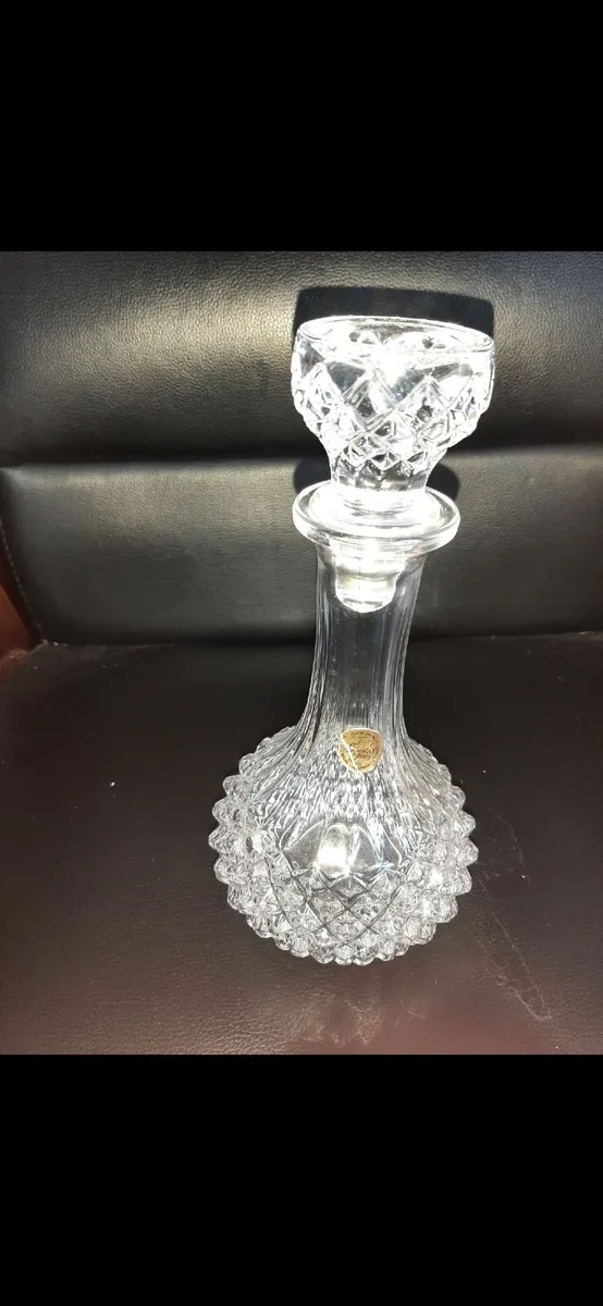 Vintage Cristal d'Arques lead crystal decanter. - Image 1