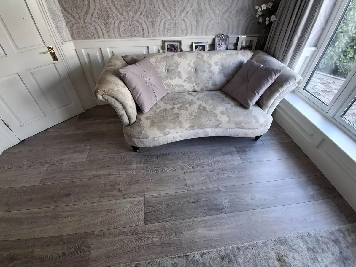 Sitting Room Suite – €650 - Image 2