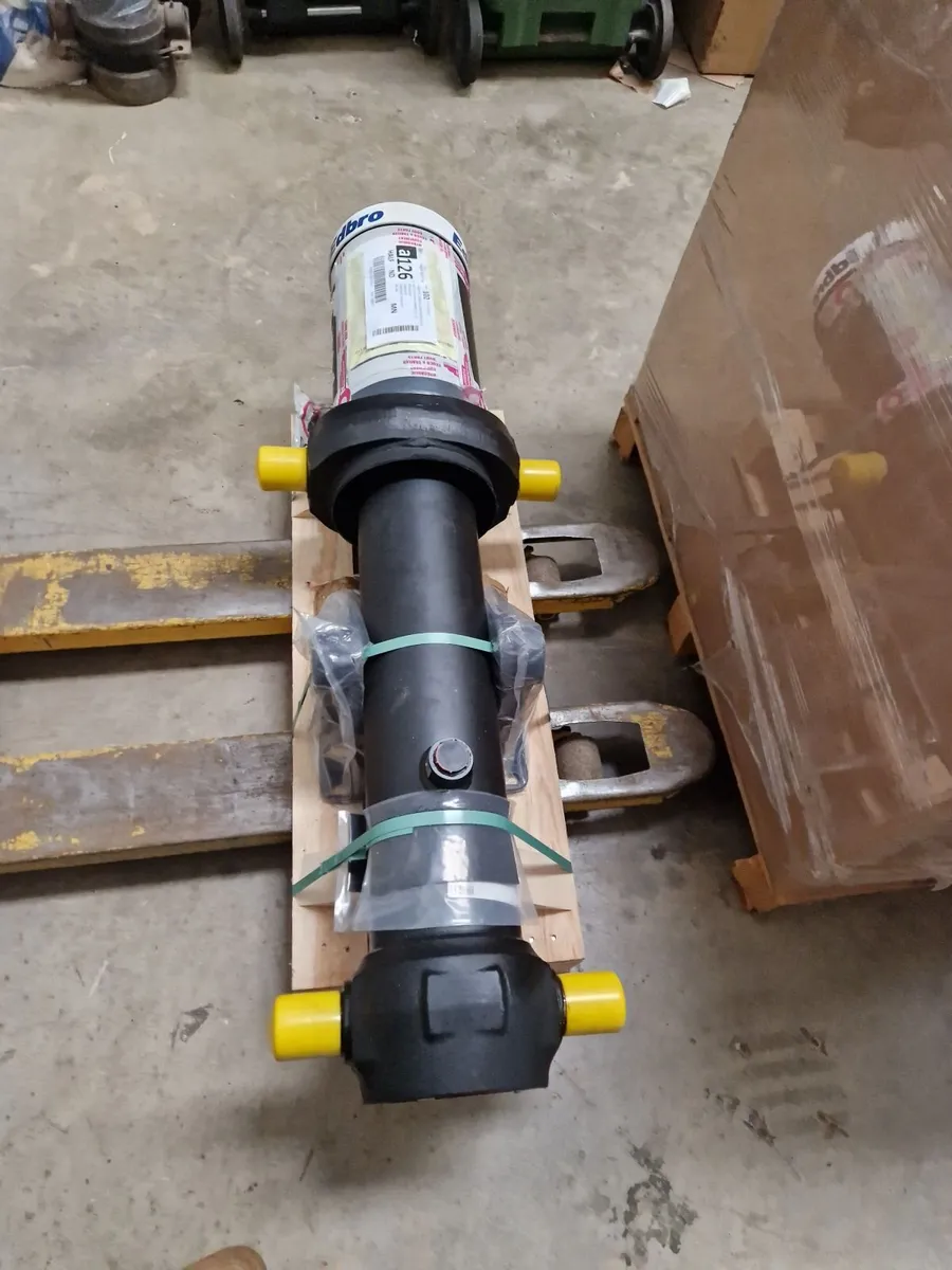 Hyva & Edbro Tipping Cylinder's - Image 3