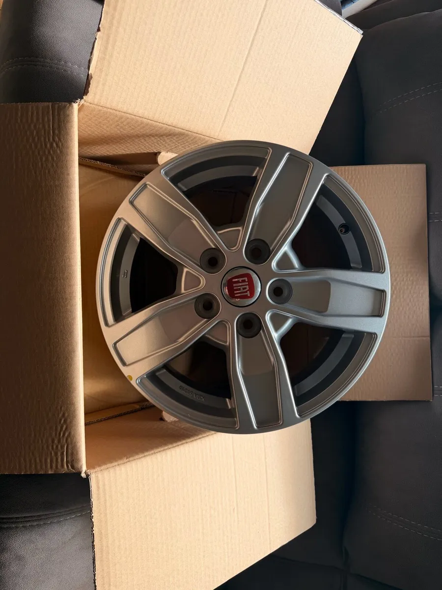 Fiat Ducato 16in alloys 5x118 x4 Autec - Image 2