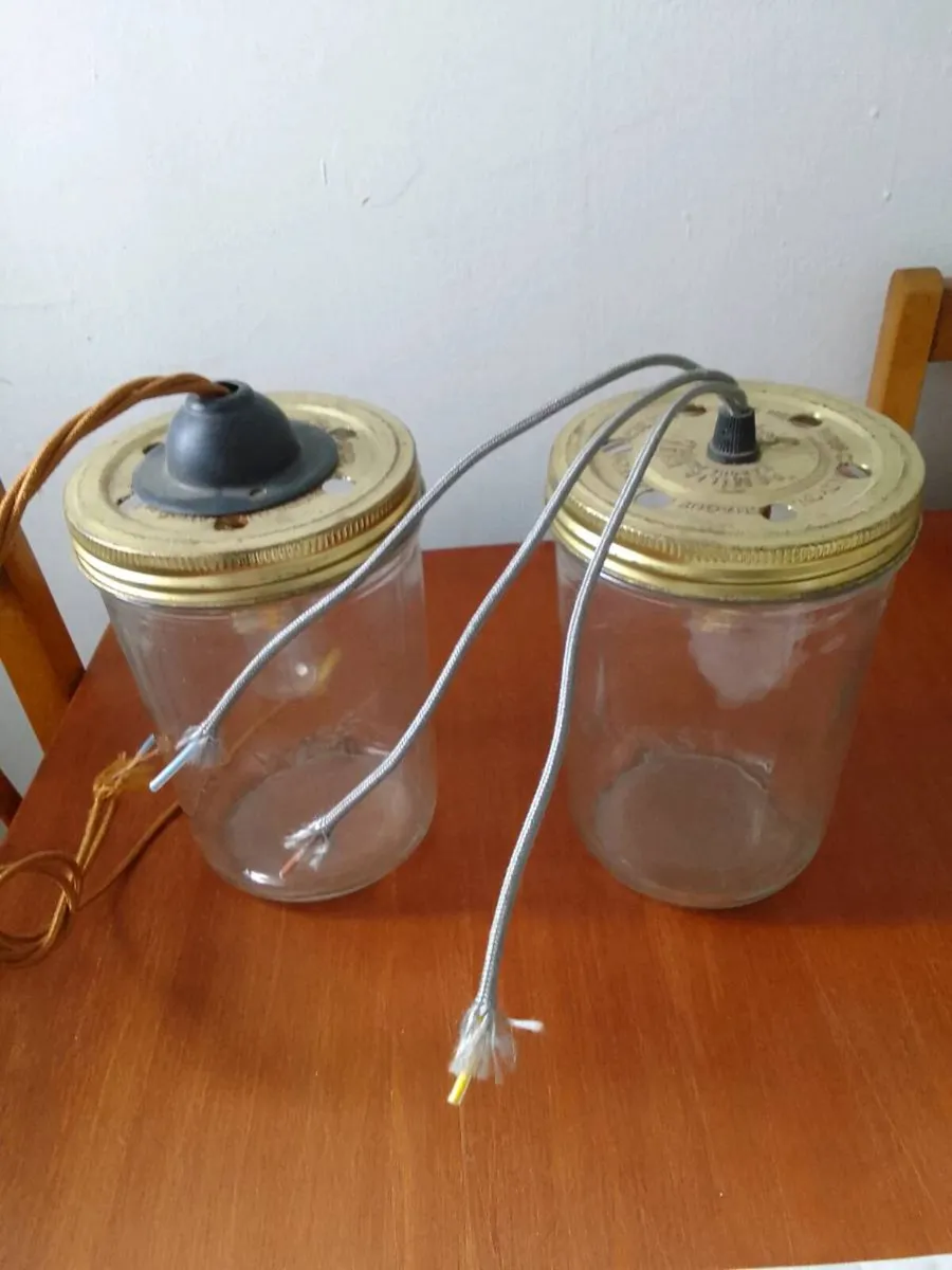 Vintage familia wiss lamps - Image 3