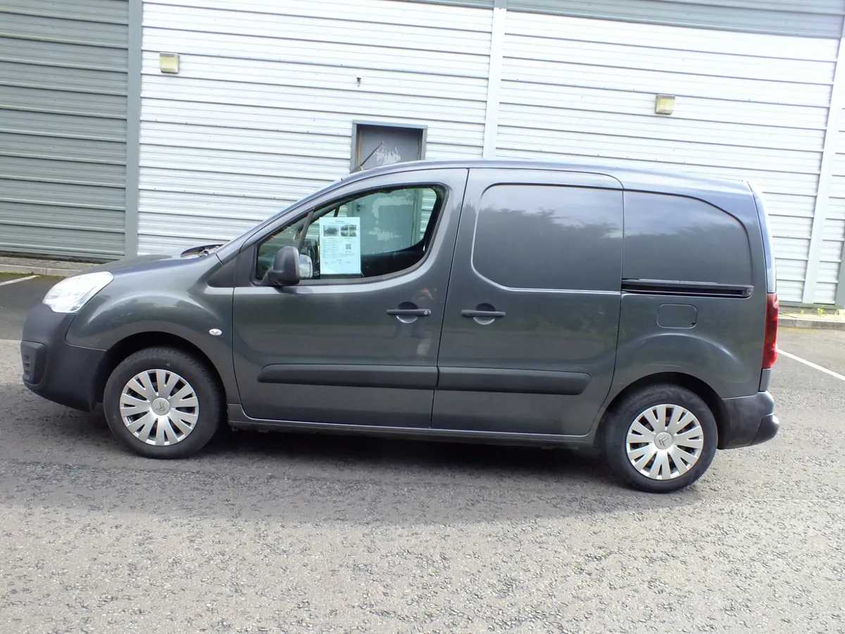 Citroen Berlingo 2016 - Image 2