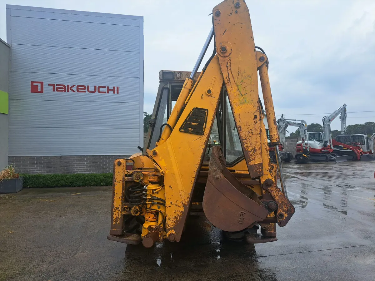 JCB 3CX 4WD - Image 2