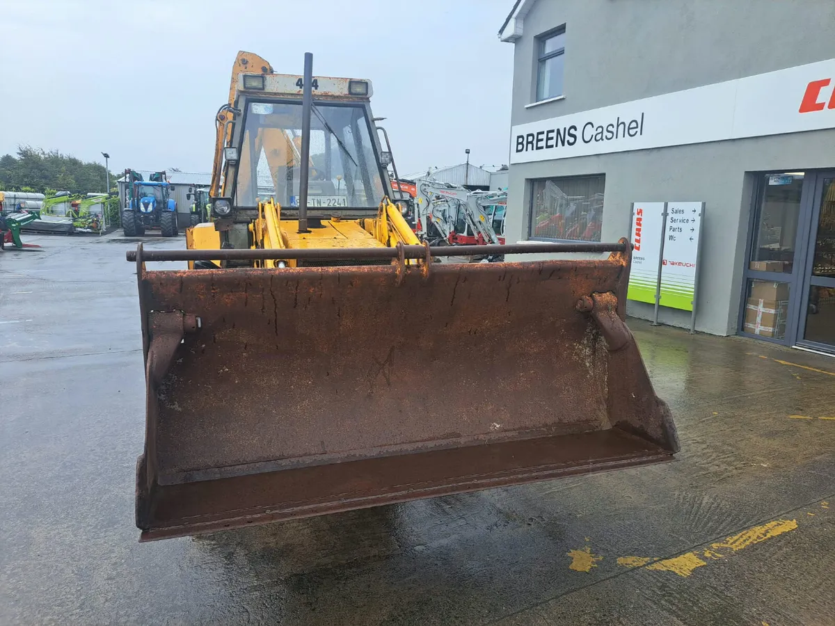JCB 3CX 4WD - Image 4