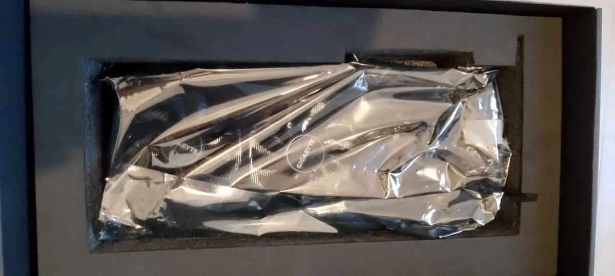 Graphics Card RTX 2070 Super WINDFORCE OC - Image 2