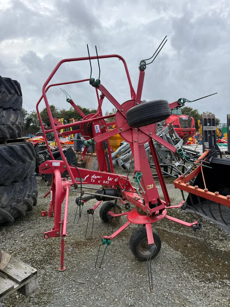 2015 Kverneland 8452 Tedder - €5,500 - No VAT - Image 1
