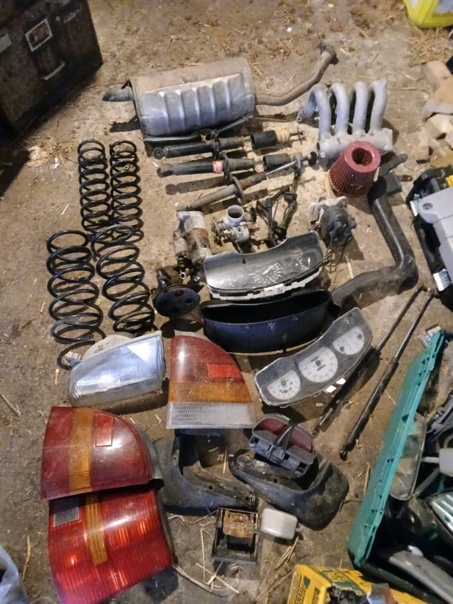 Toyota starlet parts - Image 1