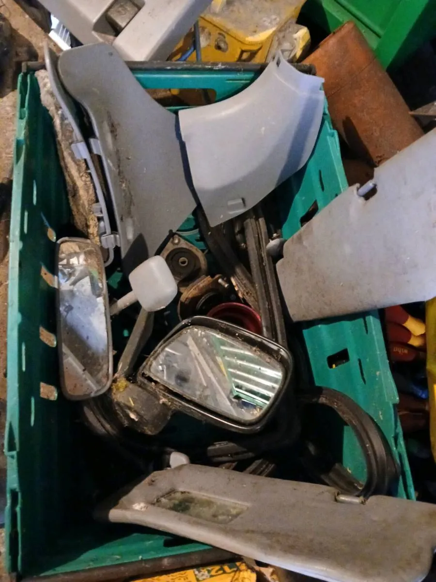 Toyota starlet parts - Image 2