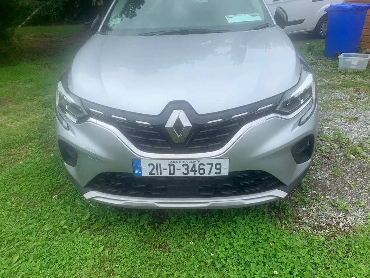 Renault Capture VAN “VERY LOW MILEAGE” - Image 1