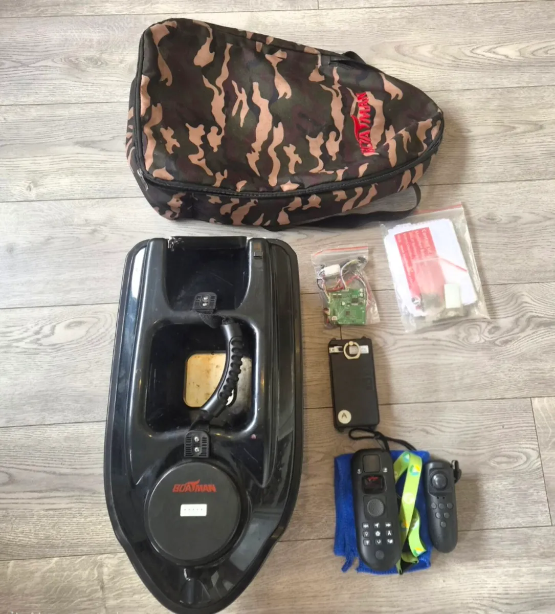 Actor Mark 4 bait boat with gps upgrade - Image 1