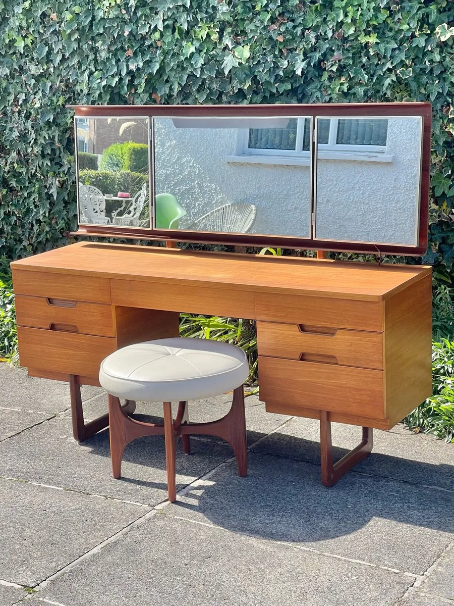 Mid century dressing table and stool - Image 1